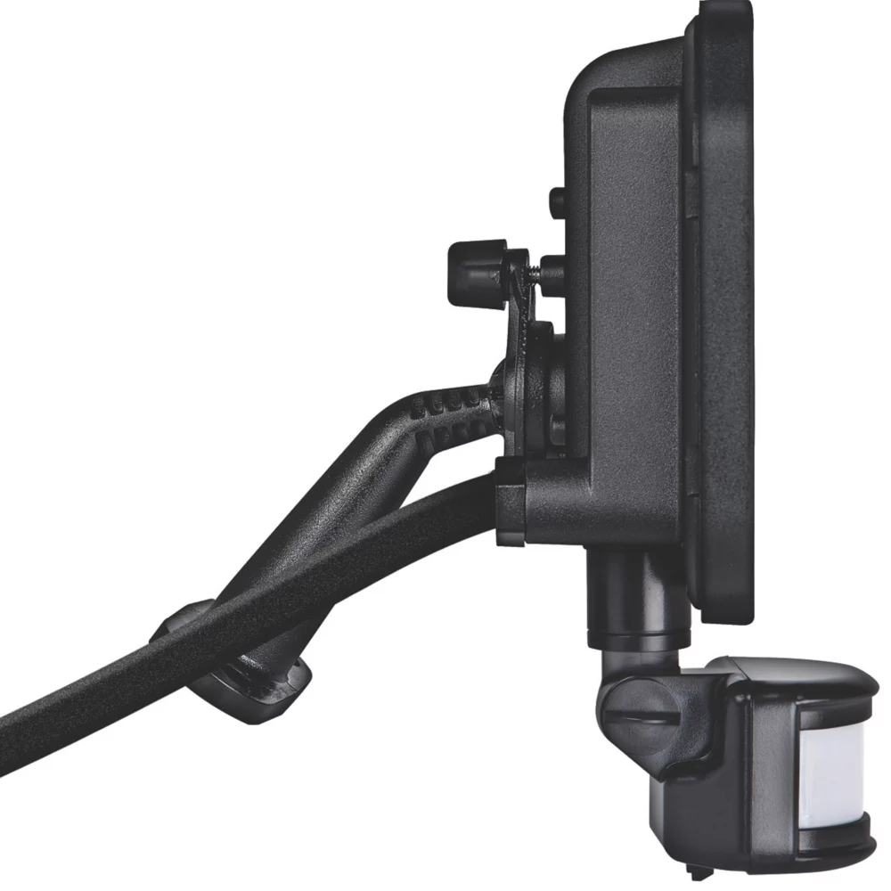 Luceco Castra Outdoor LED Floodlight With PIR Sensor Black 20W 2400lm - Image 4