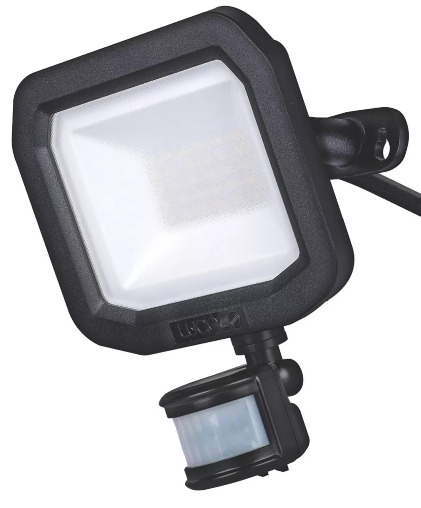 Luceco Castra Outdoor LED Floodlight With PIR Sensor Black 20W 2400lm