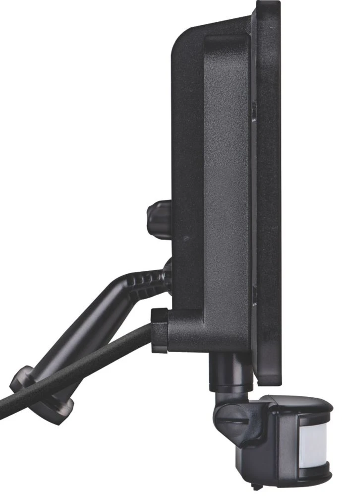 Luceco Castra Outdoor LED Floodlight With PIR Sensor Black 50W 5400lm - Image 4