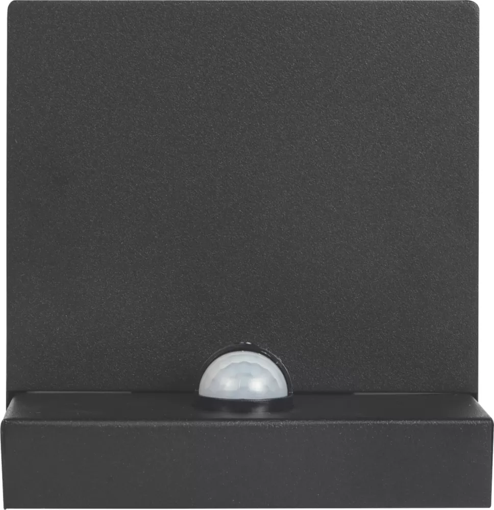 Luceco Outdoor LED Decorative External Wall Lantern With PIR & Photocell Sensor Black 7W 810lm - Image 5