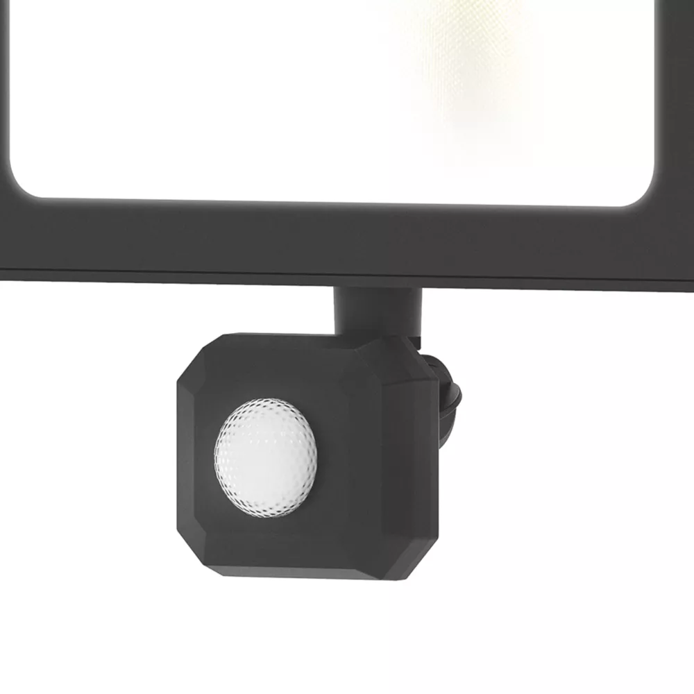 4lite Advantage Outdoor LED Floodlight With PIR Sensor Black 50W 4250lm - Image 3