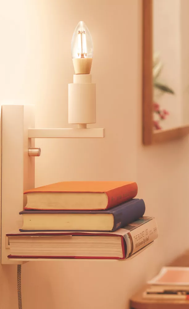 Philips SES Candle LED Smart Light Bulb 4.9W 370lm - Image 2