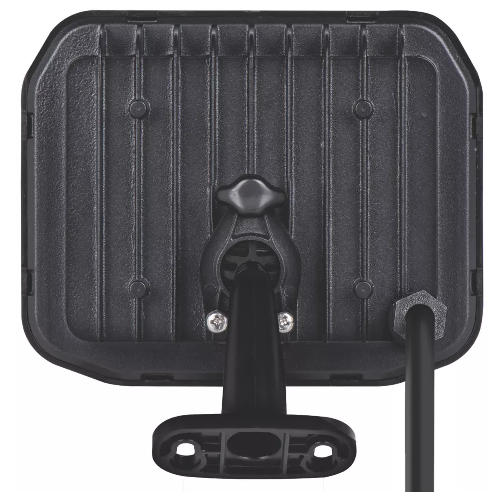 Luceco Castra Outdoor LED Floodlight Black 30W 3000lm - Image 5