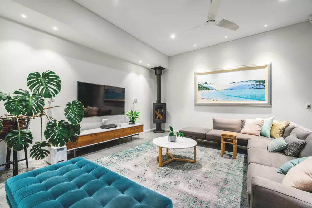 4lite WiZ Connected Fixed Fire Rated LED Smart Downlight Matt White 4.9W 345lm - Image 3