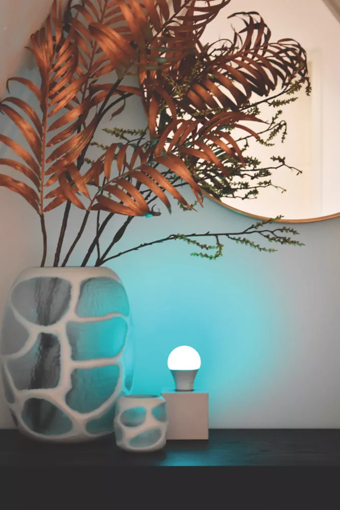 Calex Smart BC A60 RGB & White LED Light Bulb 9.4W 806lm - Image 4