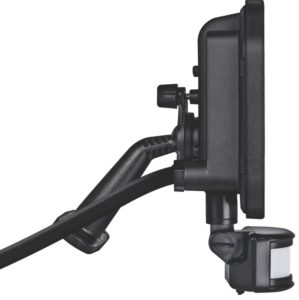 Luceco Castra Outdoor LED Floodlight With PIR Sensor Black 30W 3000lm - Image 4